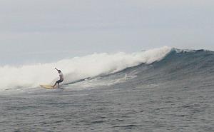 Another fun bottom turn at Chicken Hill, Galapagos Islands.